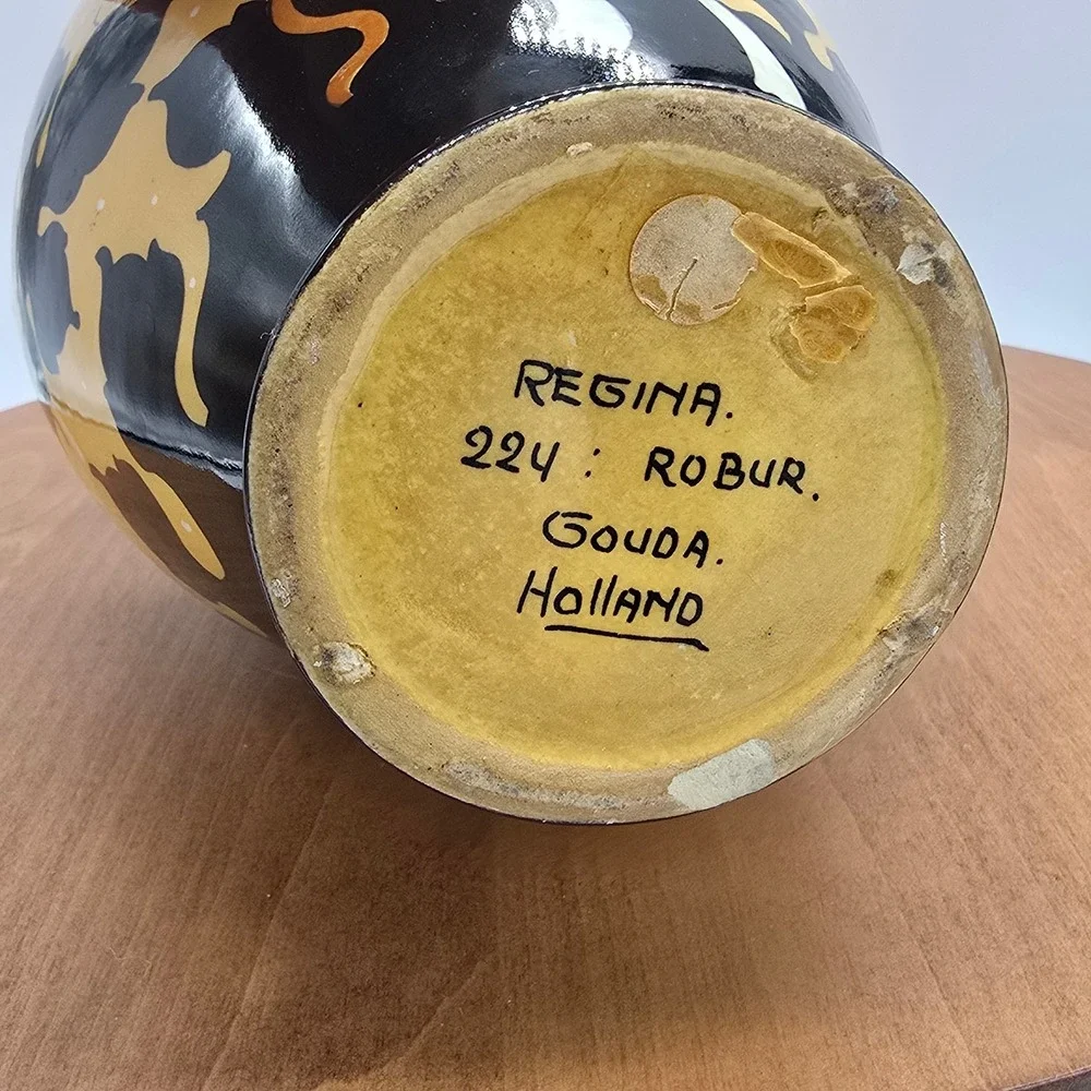 Regina Gouda Holland 224 Pottery Vase‎ Hand Painted Dutch Art Nouveau 10.5in